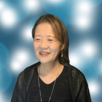 久保綾乃（クボアヤノ）先生画像