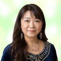奏音涼（カノンリョウ）先生画像