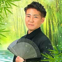 烏丸（カラスマ）先生画像