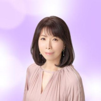 結莉華（ユリカ）先生画像