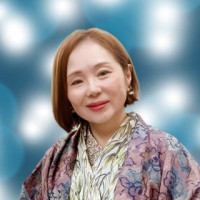 月菊　玲李（ツキギク　レイリー）先生画像